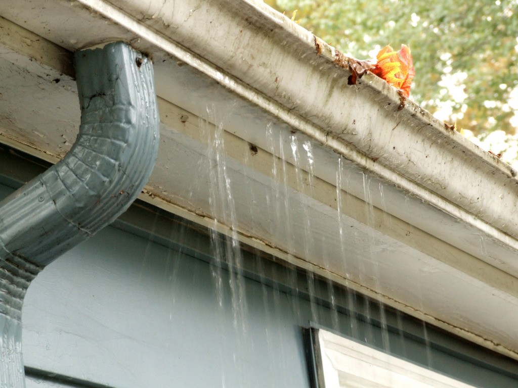 When should we replace our gutters